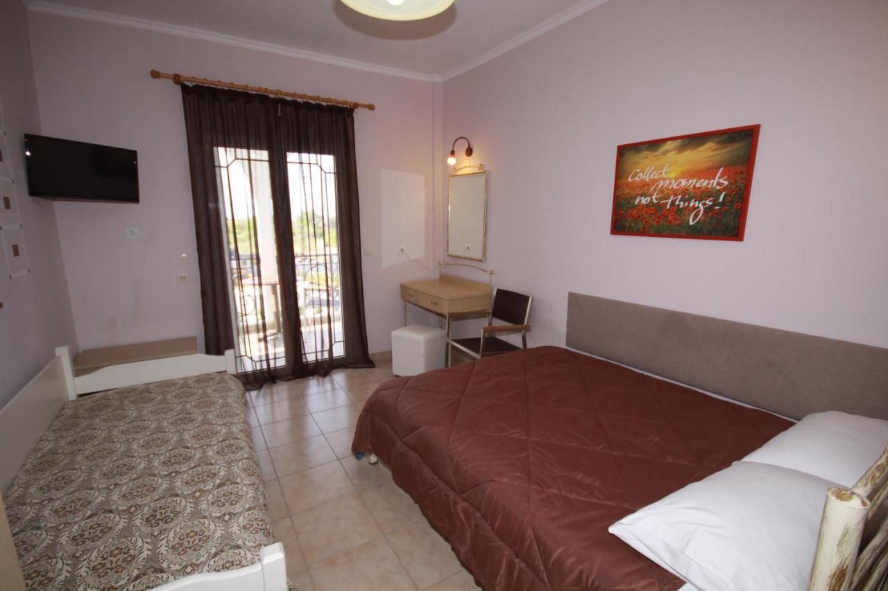 Zephyros Rooms Ormos Panagias Esterno foto